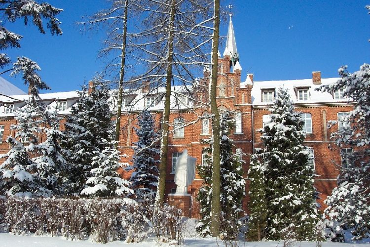 Wyższe Seminarium Duchowne
Księży Werbistów zimą